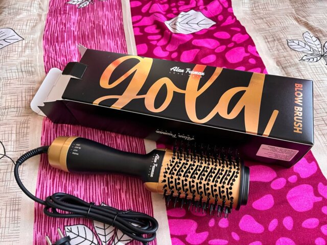 Alan Truman Blow Dryer Brush for Everyday Blowouts & Blow-styling at home - Black Gold Ceramic