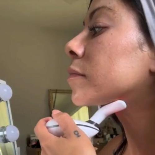 Cosmetific™ GlowTouch
