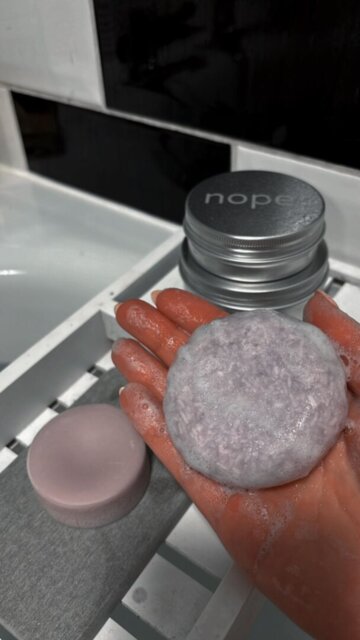 3 x into the deep shampoo & conditioner bar set.