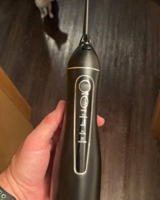 Appareil de nettoyage des dents à jet d'eau 4-en-1