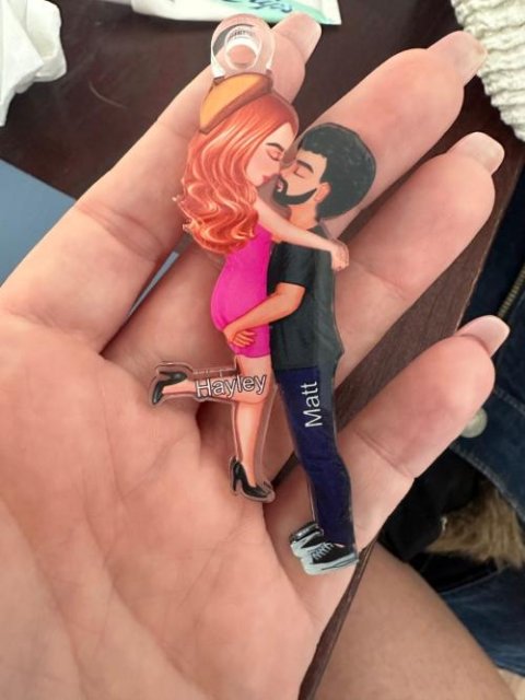 Umarmungspaar, personalisiertes Ornament, perfektes Geschenk für Ihren Partner