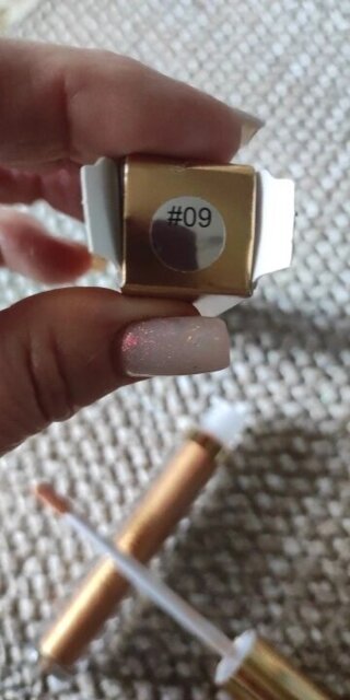 (1 + 1 Free) Diamond Shine Liquid Lipstick