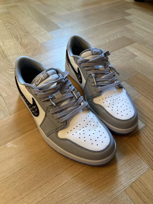 Customer photo of AJ 1 High x CD