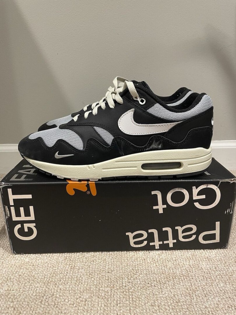 Customer photo of AM 1 x Patta 'Black'