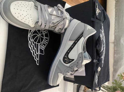 Customer photo of AJ 1 High x CD