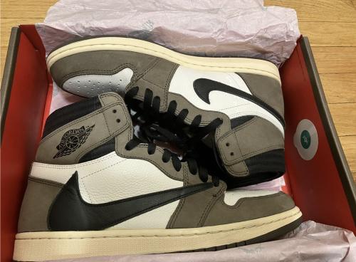 Customer photo of AJ 1 x Travis Scott Retro High OG 'Mocha'