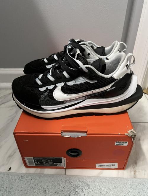 Customer photo of Sacai x VaporWaffle 'Black White'