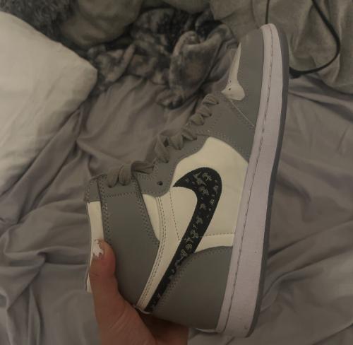 Customer photo of AJ 1 High x CD
