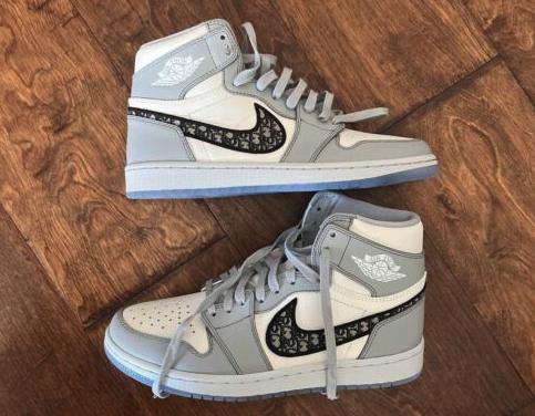 Customer photo of AJ 1 High x CD