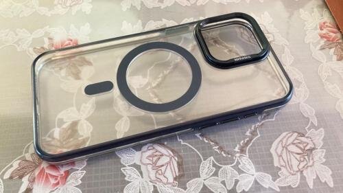 📸 HD Camera Lens Protector iPhone Case with Magnetic Kickstand