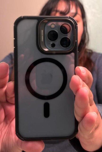 📸 HD Camera Lens Protector iPhone Case with Magnetic Kickstand