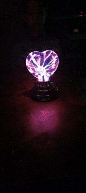 🛡️ Touch-Sensitive Plasma Heart Shaped Light ✨