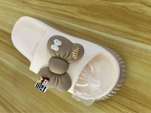 Ultimate Relaxation Cloud Slippers: Cushioned Comfort for Your Feet 🌈