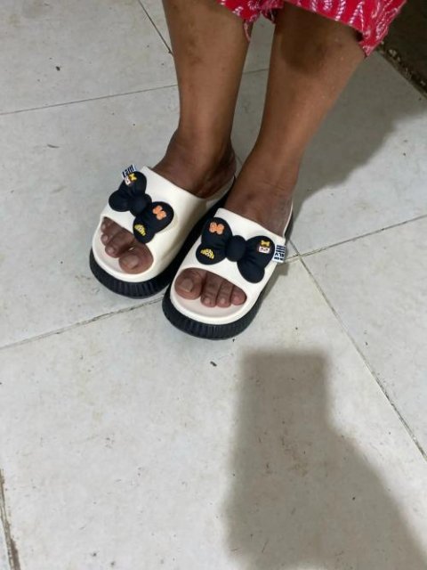 Ultimate Relaxation Cloud Slippers: Cushioned Comfort for Your Feet 🌈