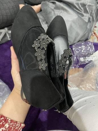 👗 Walk in Style: Breathable Leather Shoes for Any Outfit 🌈