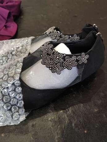 👗 Walk in Style: Breathable Leather Shoes for Any Outfit 🌈