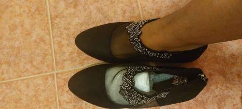 👗 Walk in Style: Breathable Leather Shoes for Any Outfit 🌈