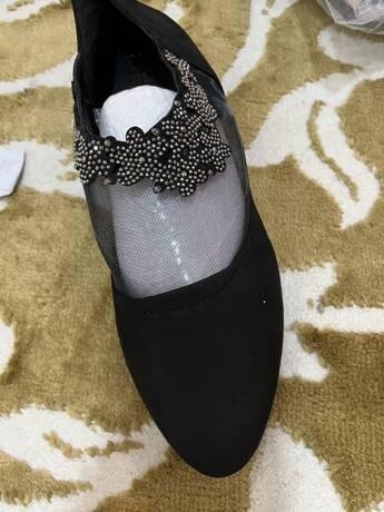 👗 Walk in Style: Breathable Leather Shoes for Any Outfit 🌈