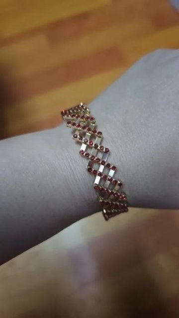 🎁 Den perfekta presenten: Konvertibel armring med gnistrande CZ-glamour 💎