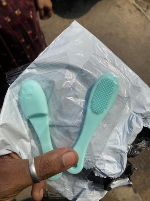 💧 SoftGlow Facial Cleansing Brush:  Perfect for Sensitive Skin 💖