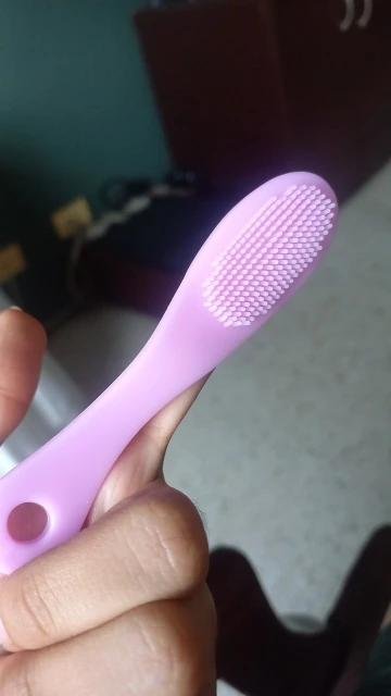 💧 SoftGlow Facial Cleansing Brush:  Perfect for Sensitive Skin 💖