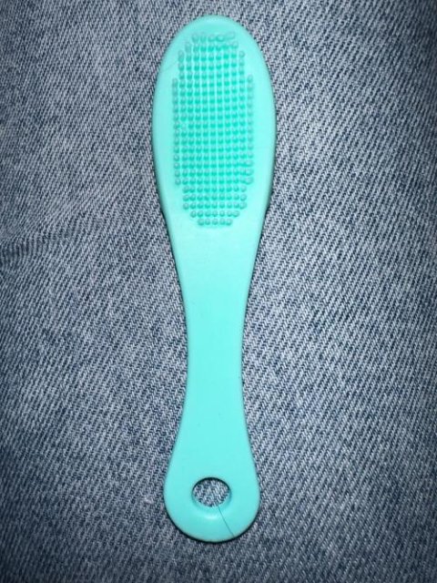 💧 SoftGlow Facial Cleansing Brush:  Perfect for Sensitive Skin 💖