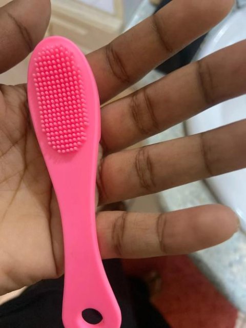 💧 SoftGlow Facial Cleansing Brush:  Perfect for Sensitive Skin 💖