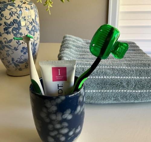 🎒 Tragbare Zahnbürstenschützer: Bunte & hygienische Reisebegleiter 🌟