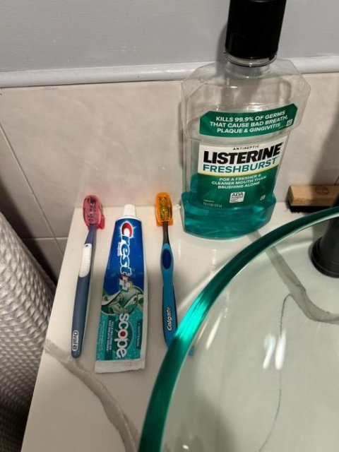 🎒 Tragbare Zahnbürstenschützer: Bunte & hygienische Reisebegleiter 🌟