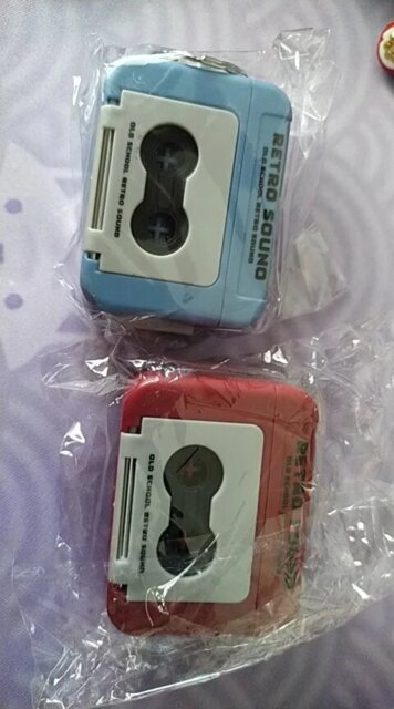 🎶 Retro Mini Tape Recorder Keychain: Record, Play & Relive Memories 🎤✨