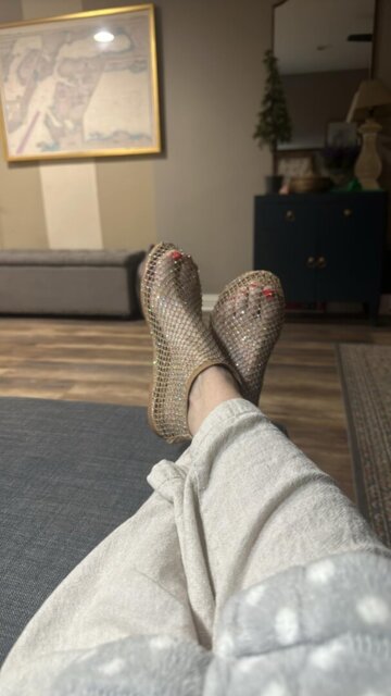 🔥 Chic & Comfy: Breathable Mesh Flats That Shine with Every Step 💃✨