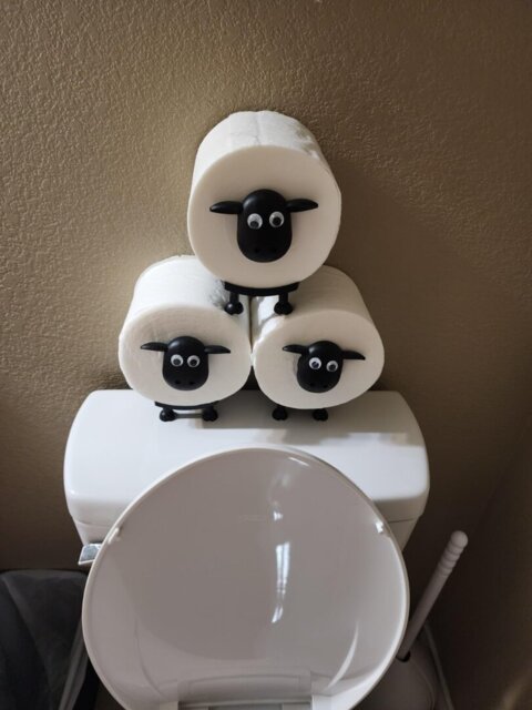 🐑 Black Sheep Toilet Paper Holder: Cute & Functional 🧻✨