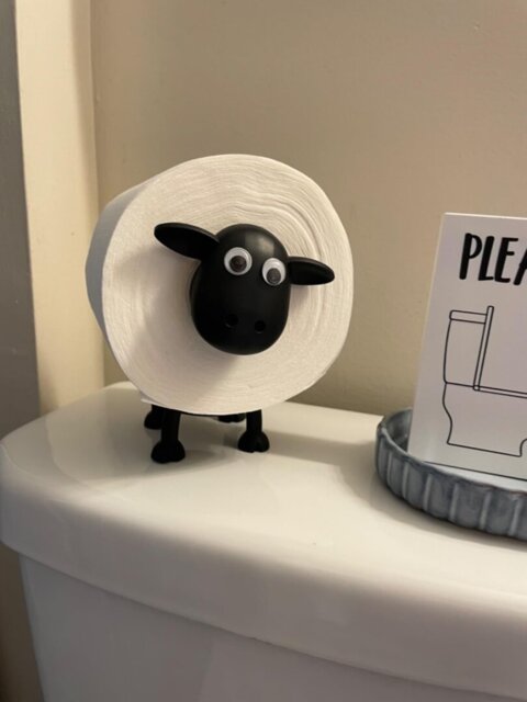🐑 Black Sheep Toilet Paper Holder: Cute & Functional 🧻✨