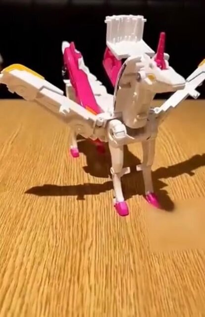 🎁 The Ultimate Gift: A Car That Turns Into a Unicorn! 🦄🚗