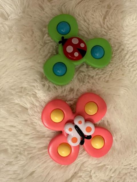 Suction Fun Spinner: Keep Hands Busy, Minds Happy