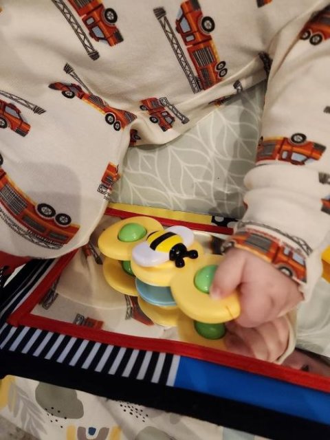 Suction Fun Spinner: Keep Hands Busy, Minds Happy