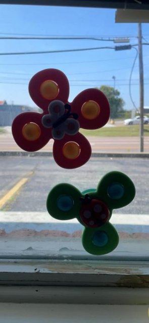 Suction Fun Spinner: Keep Hands Busy, Minds Happy