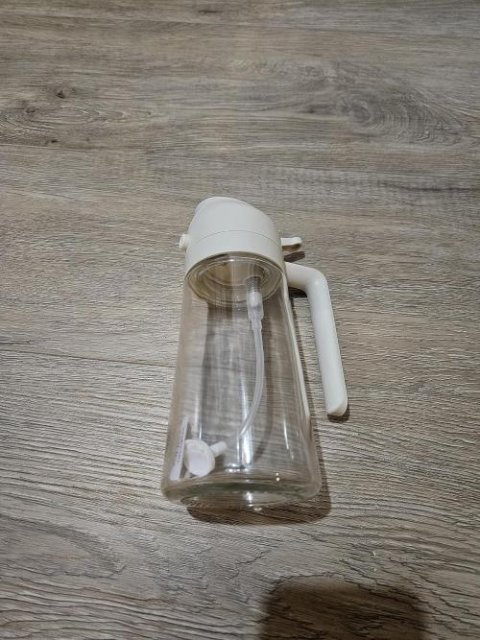 🌟 Savor the Difference: Elegant Dual-Function Oil Spray Bottle
