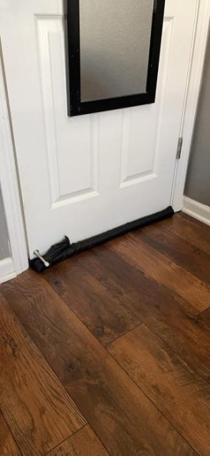 🌟 DraftDefender Pro: Upgraded Sealing Strip for Ultimate Home Comfort 🚪✨