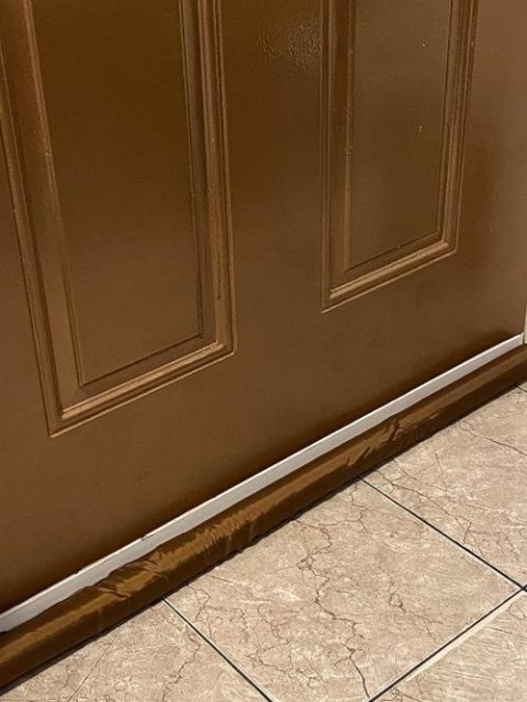 🌟 DraftDefender Pro: Upgraded Sealing Strip for Ultimate Home Comfort 🚪✨