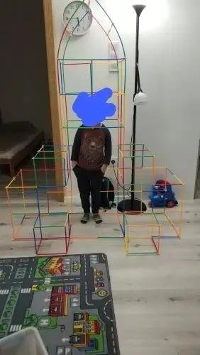 Jeu de Construction avec des Pailles | BlocsMontessori™