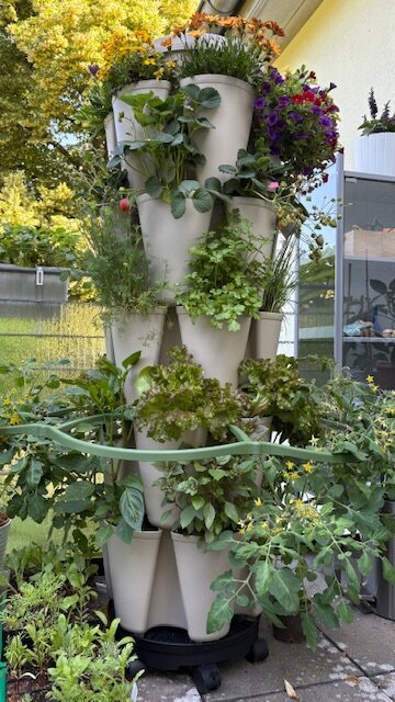 GreenStalk ORIGINAL Vertical Planter - 5 Tier