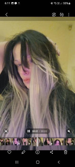 Customer wearing Muse extensions