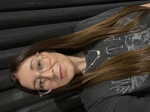 Customer wearing Muse extensions