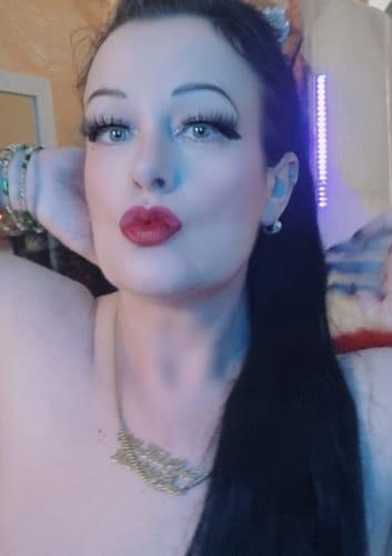 Customer wearing Muse extensions