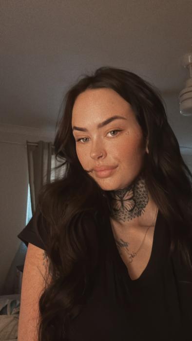 Customer wearing Muse extensions