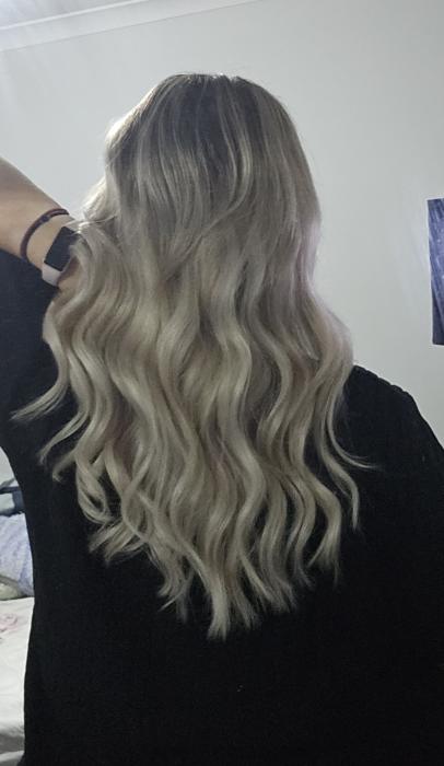 Customer wearing Muse extensions