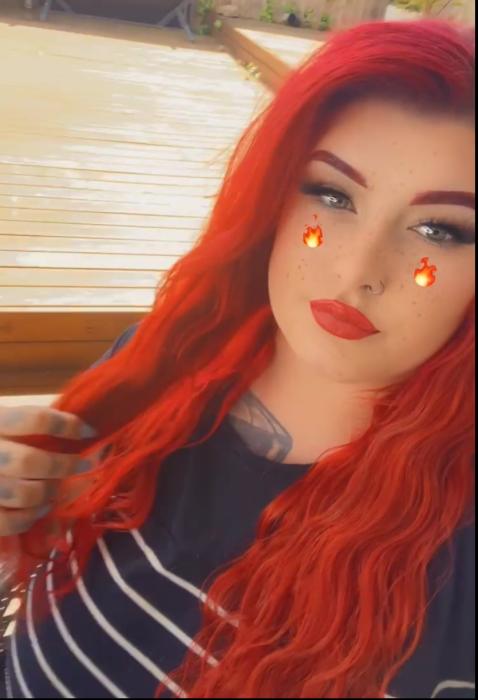 Customer wearing Muse extensions