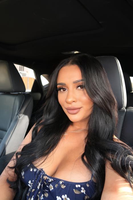 Customer wearing Muse extensions