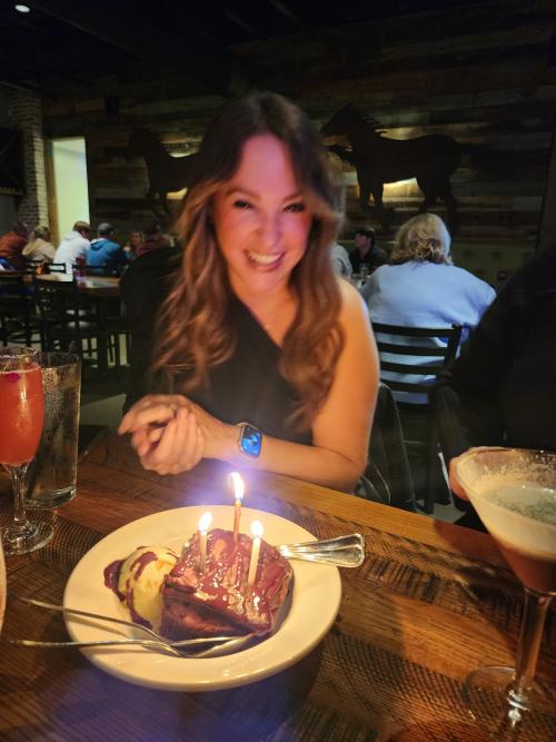 Customer wearing Muse extensions